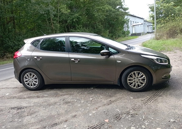 Kia Ceed cena 42000 przebieg: 120000, rok produkcji 2013 z Bydgoszcz małe 562